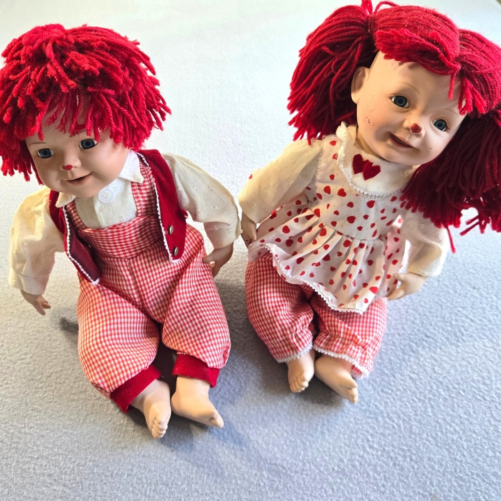 Duck House Heirloom Dolls Porcelain Set Red Gingham Heart Limited Edition 12in